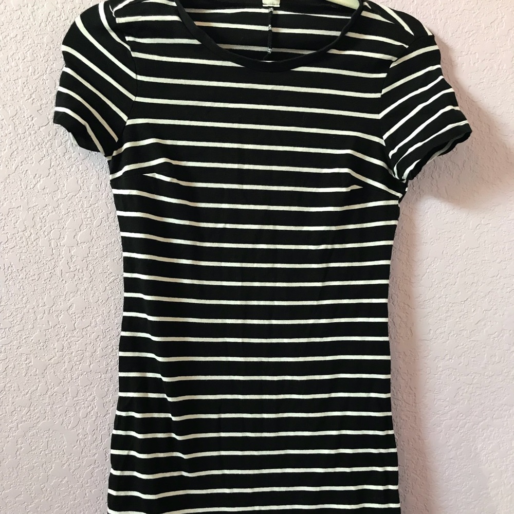 Old navy black and white striped dress